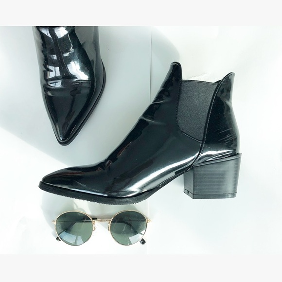 Vintage Shoes - BLACK POINTED TOE PATENT LEATHER ANKLE BOOTS